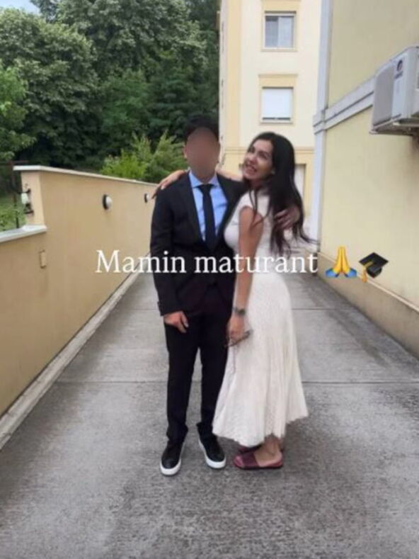 Tanja Savić sin matura.jpg