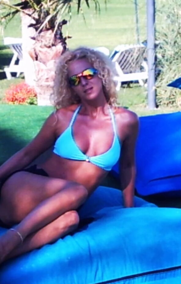 ivana mihić u bikiniju
