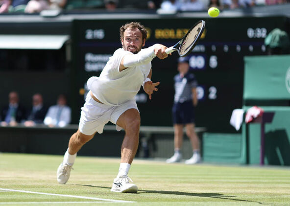 Novak Đoković - Roman Safjulin (2).jpg