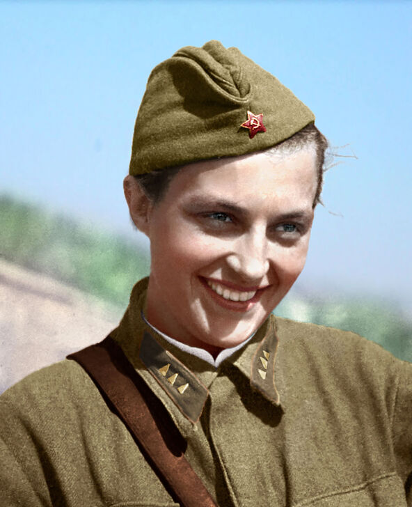 Ljudmila Pavličenko (2).jpg