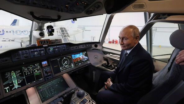 Il-114-3003.jpg