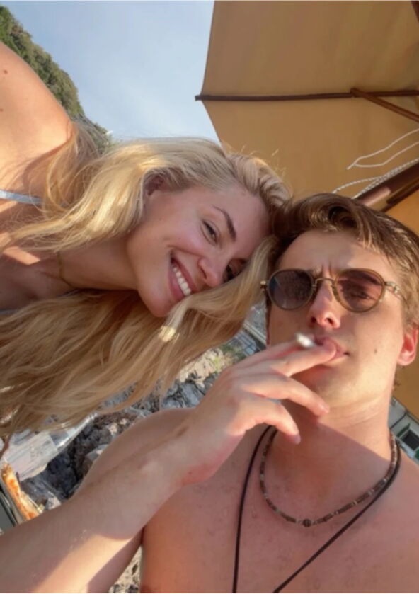 Sara Jo sa novim dečkom