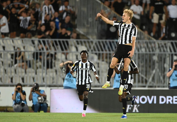Partizan - Una Štrasen (1).jpg