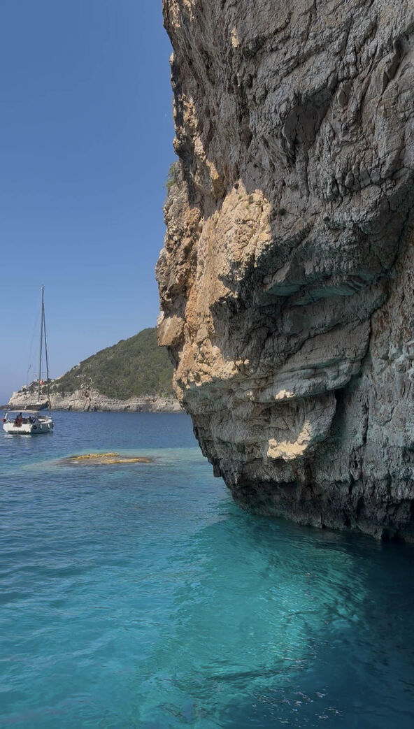 pećina Blue Cave (4).jpg