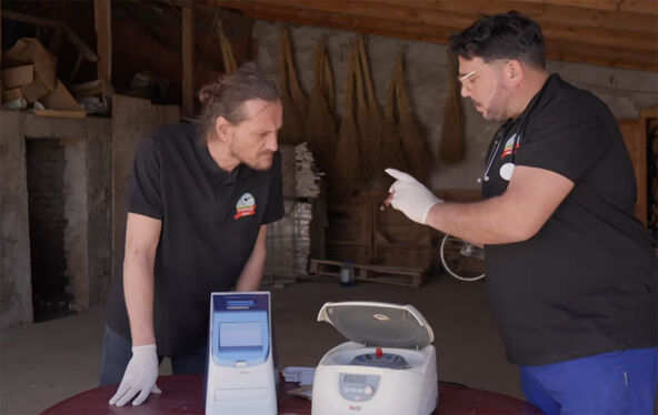 Nenad Heraković u ulozi veterinara (2).jpg
