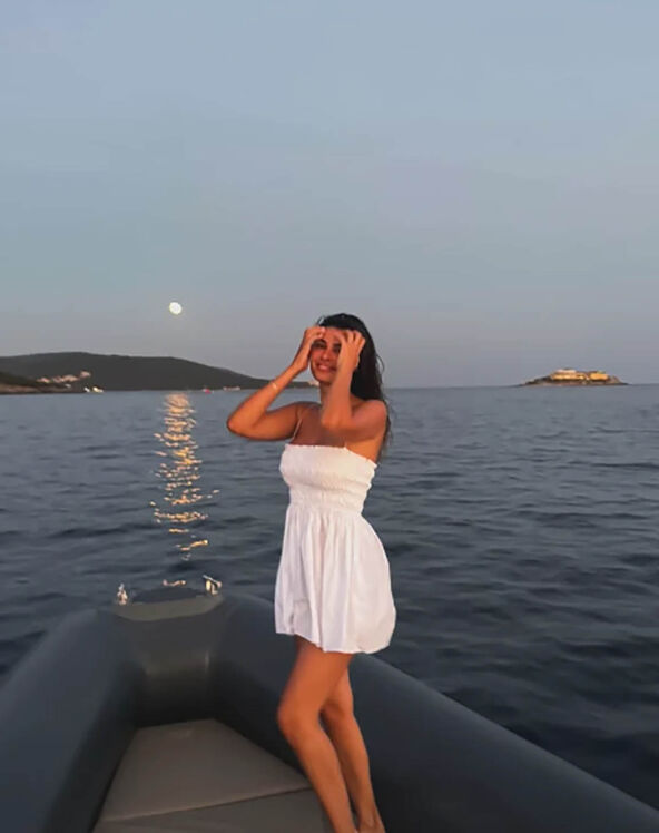 Mina Nedović na letovanju