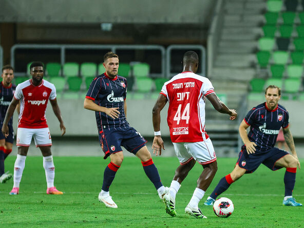 Crvena zvezda - Hapoel Berševa (16).jpg