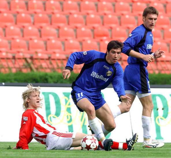 Aleksandar Kolarov u Čukaričkom (1).jpg