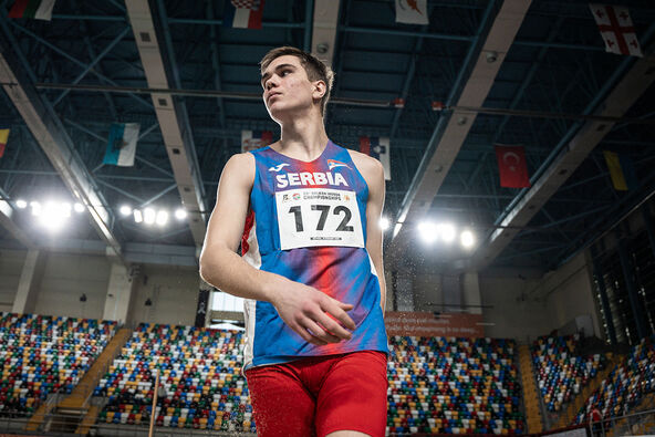 Luka Bošković u opremi reprezentacije Srbije.
