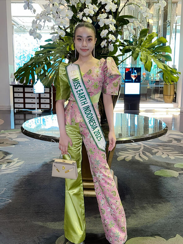 Mis Indonezije Putri Andrijani Jufiča (2).jpg