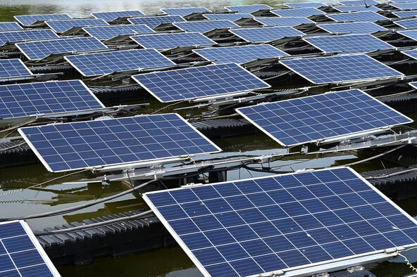 Singapur solarni paneli (1).jpg