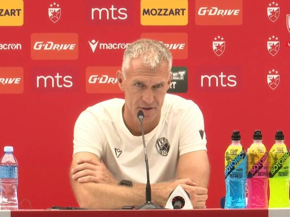Martin Hiski na konferenciji za medije.