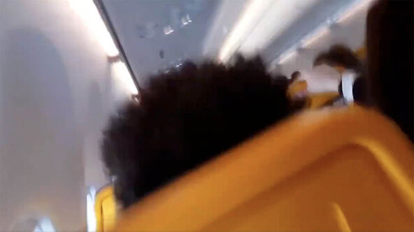 Turbulencija u avionu Ryanair aviona 1.jpg