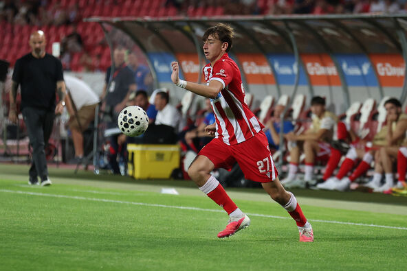 Matej Strika levi bek Zvezde u Superligi pod vođstvom Dejana Stankovića