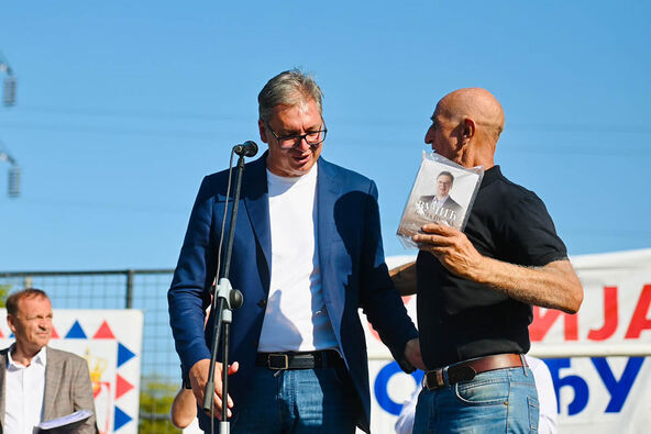 Aleksandar Vučić (1).jpg