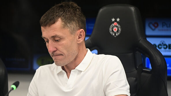 Saša Ilić na konferenciji za novinare pred Hetafe