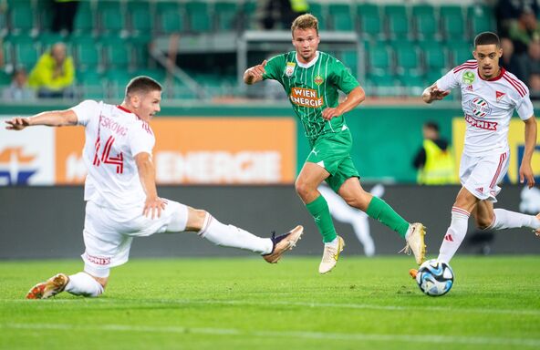 Kristijan Manrike desno, na meču Debrecina i Rapida