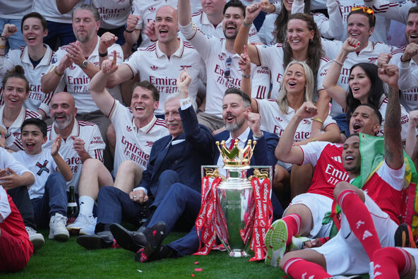Sten Kronke slavi titulu Premijer lige sa Arsenalom
