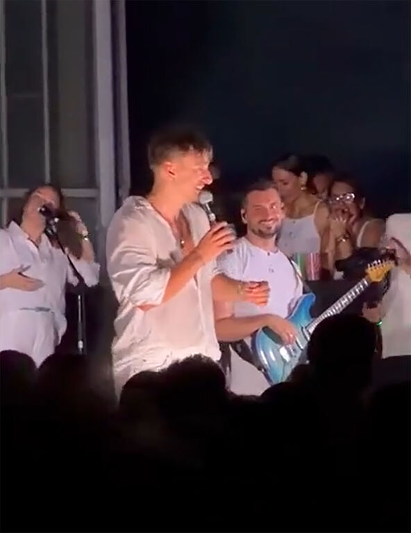 Adi Šoše koncert u Botaničkoj bašti (1).jpg