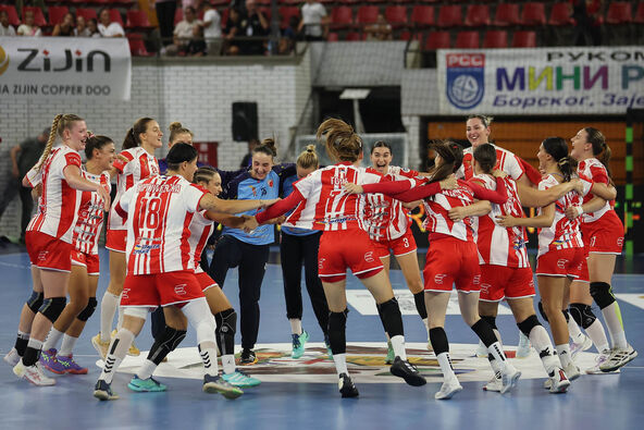 rukometašice Crvene Zvezde (1).jpg