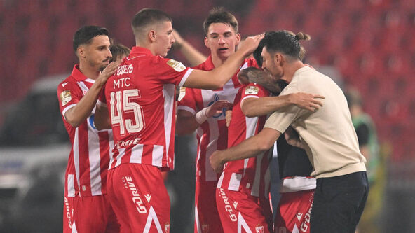 Crvena zvezda slavlje.jpg