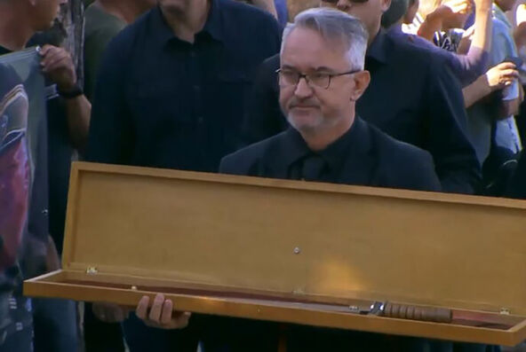Sahrana Ratka Mladića.jpg