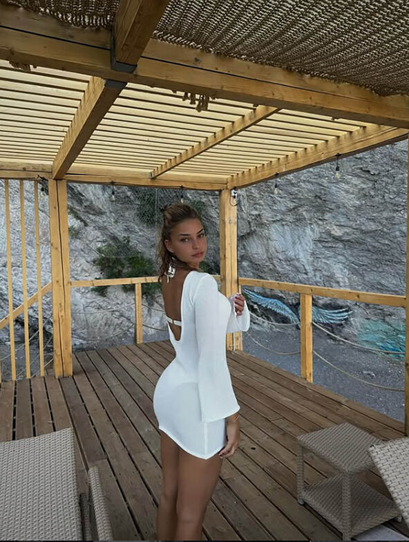 Milica Bulat voditeljka RTS  2.jpg