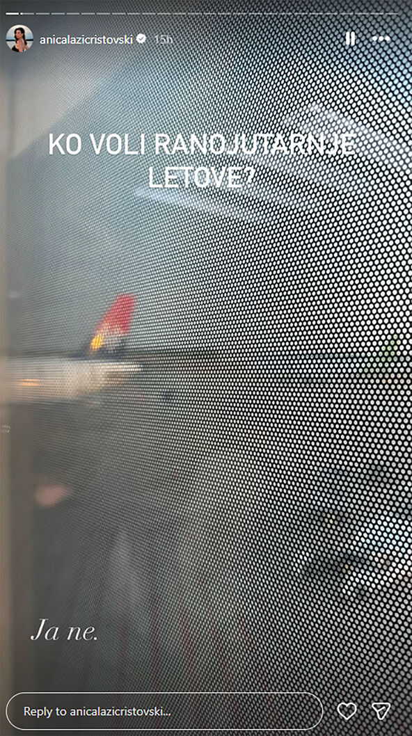 Objava Anice Lazić iz aviona