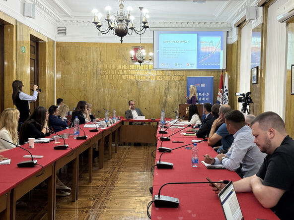 kineska medijska grupa (5).jpg