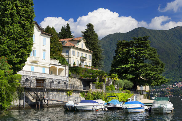 Kuće na jezeru Komo, Italija