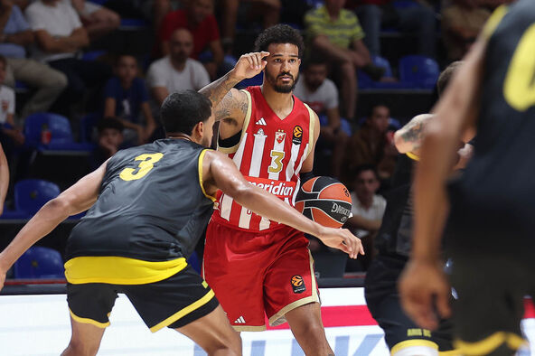 Crvena Zvezda - Aris (1).jpg