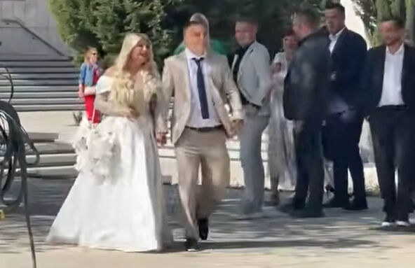 venčanje Dea Đurđević u Hramu Svetog Save 10.jpg