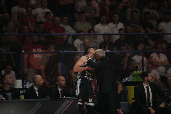 Željko Obradović i Aleksa Avramović na utakmici u Pioniru