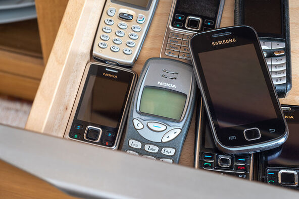 stari mobilni telefoni