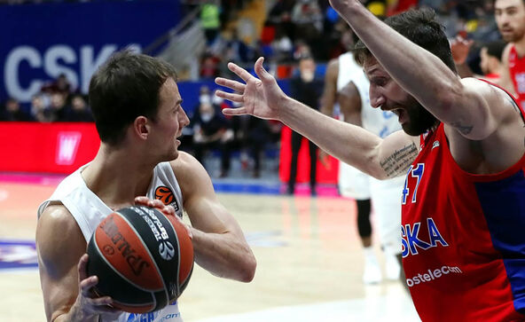 Kevin Pangos (1).jpg