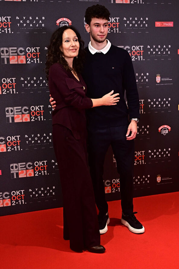 Ivana Žigon i sin (1).jpg
