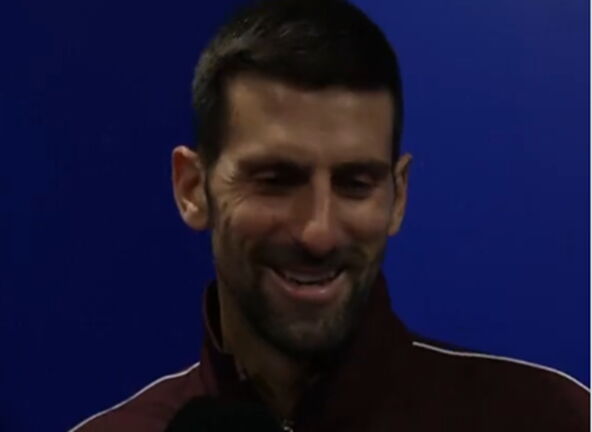 Novak Đoković se smeje