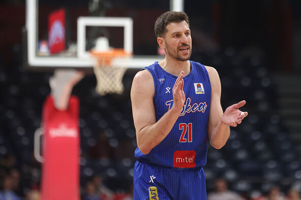 Dragan Milosavljević u dresu Igokee.