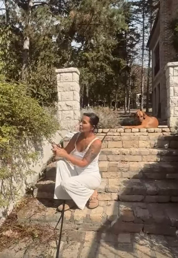 Objava Elene Karaman