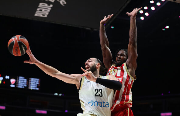 Crvena Zvezda - Dubai (1).jpg