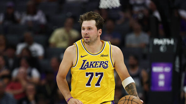 Luka Dončić (1).jpg
