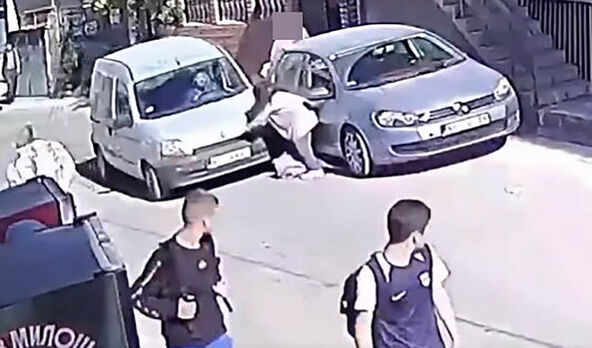 Auto udario devojčicu u Novom Pazaru (1).jpg