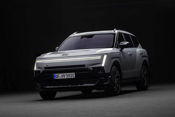 hyundai-tucson-n-line-1026-exterior-01_wid_1024_bfc_off copy.jpg