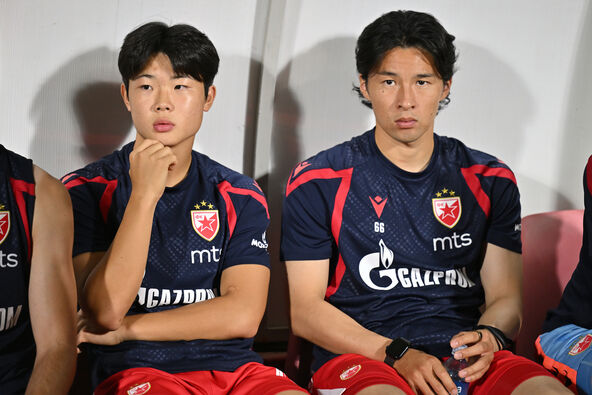 Juta Nakajama i Kim.