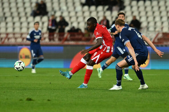 Bamba Dijeng na utakmici Zvezde i Kopenhagena