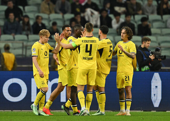 Sabah - Borussia Dortmund (11).jpg