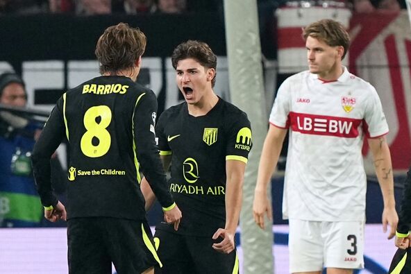 Hulijan Alvarez slavi gol protiv Štutgarta za Atletiko Madrid