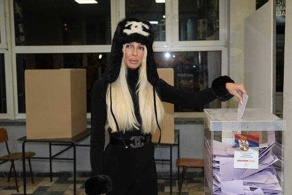 Jelena Karleuša (1).jpg