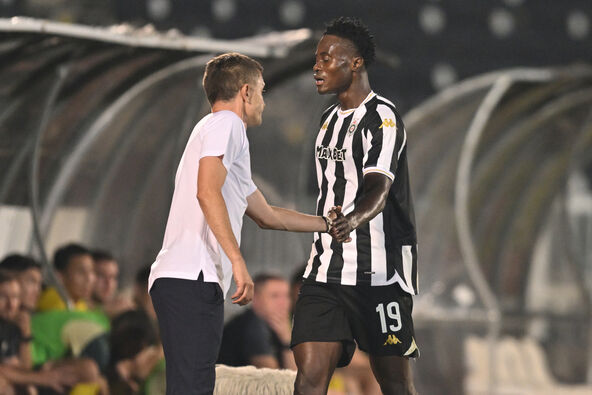 Saša Ilić i Demba Sek na utakmici Partizana