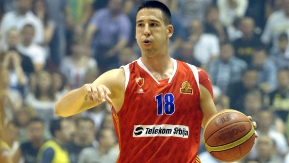 MONDO: Bivši kapiten Zvezde Vuk Radivojević blizu Igokee!